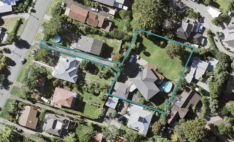 35 Sale Street, Cockle Bay, Auckland - Carousel 1