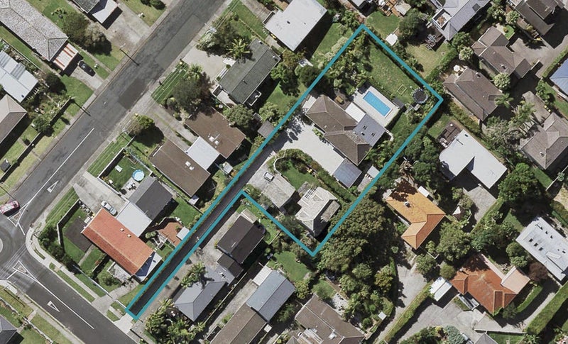 1/140 Nile Road, Milford, Auckland - Carousel 1