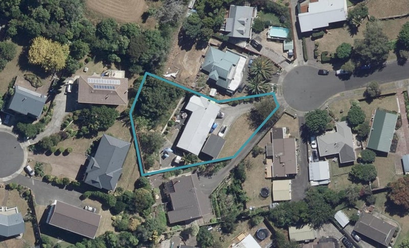 17 Nikau Place, Pukete, Hamilton - Carousel 1