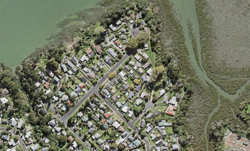 17D Ranch Avenue, Beach Haven, Auckland - Carousel 1