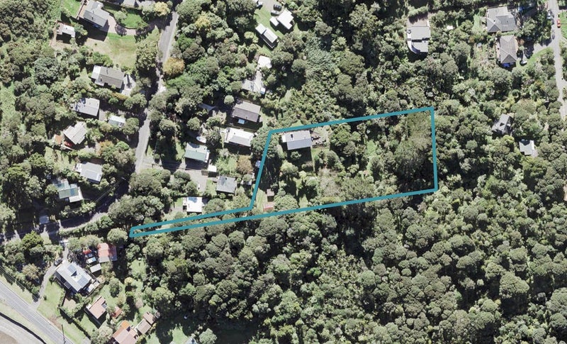 5 Upland Road, Huia, Auckland - Carousel 1