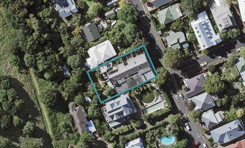 3/47 Church Street, Devonport, Auckland - Carousel 1