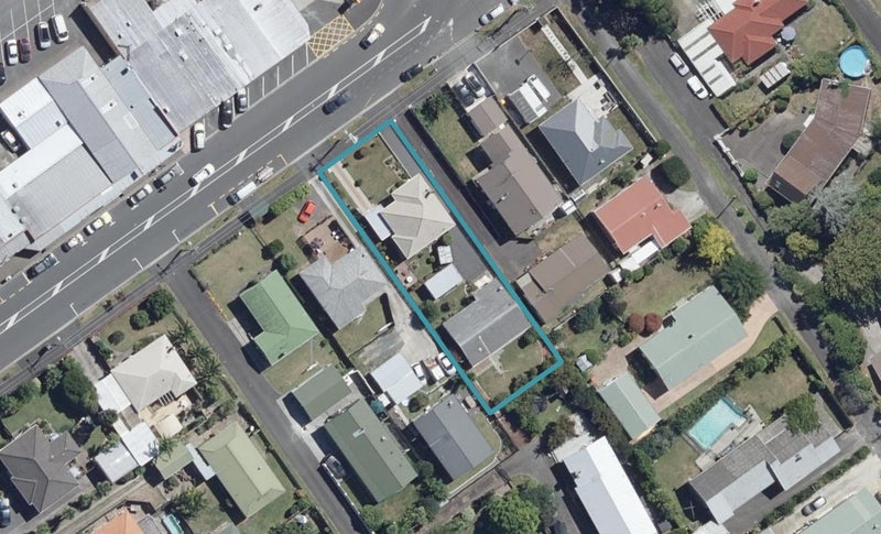 14 Braid Road, St Andrews, Hamilton - Carousel 1