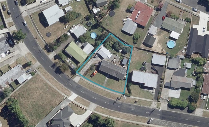 56 McKay Drive, Temple View, Hamilton - Carousel 1