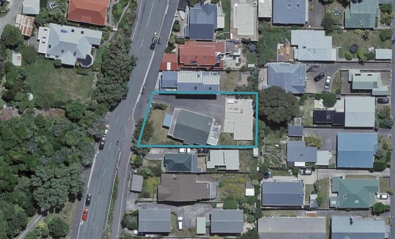 109 Queens Drive, Lyall Bay, Wellington - Carousel 1
