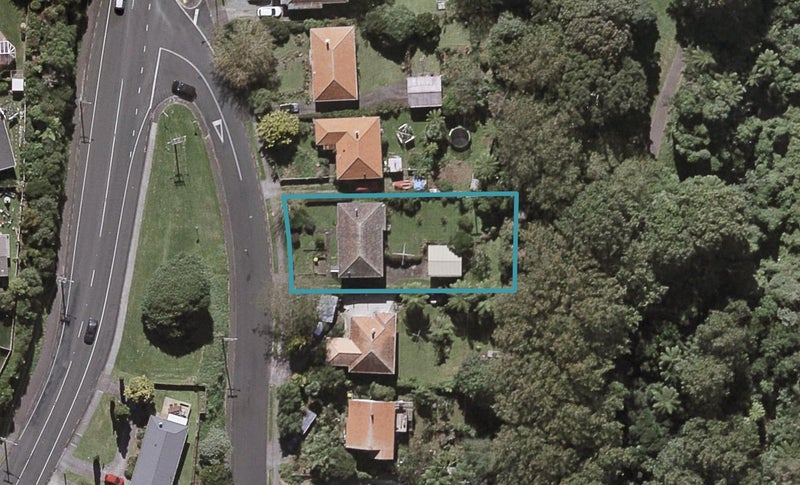 7 Glenpark Avenue, Westown, New Plymouth - Carousel 1