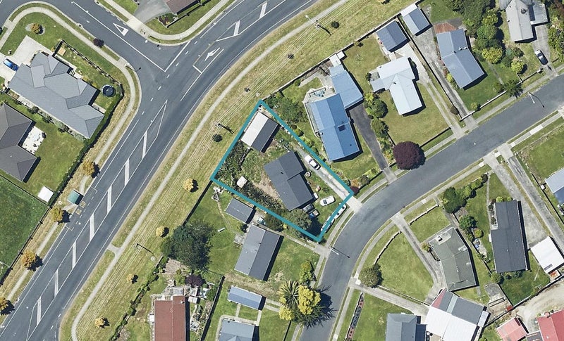 6 Chaucer Place, Owhata, Rotorua - Carousel 1
