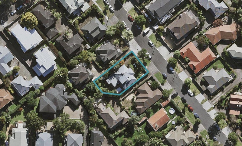 3 Dunkerron Avenue, Epsom, Auckland - Carousel 1