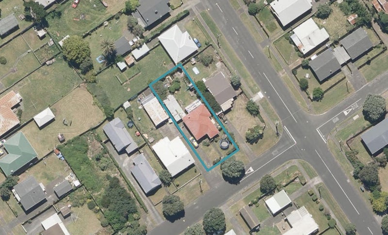 25 Karewa Street, Castlecliff, Whanganui - Carousel 1