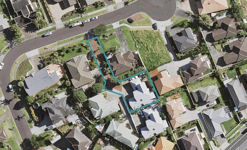 15A Lamia Place, The Gardens, Auckland - Carousel 1