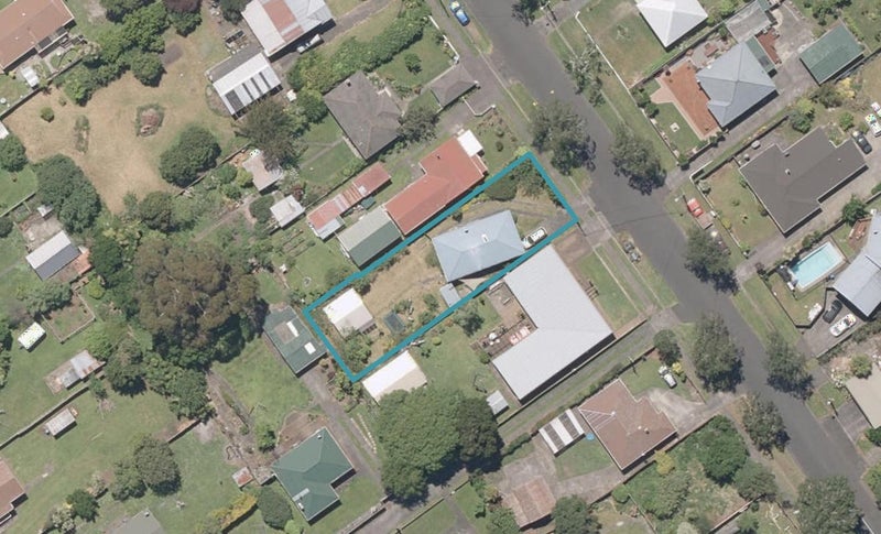 13 Quick Avenue, Aramoho, Whanganui - Carousel 1