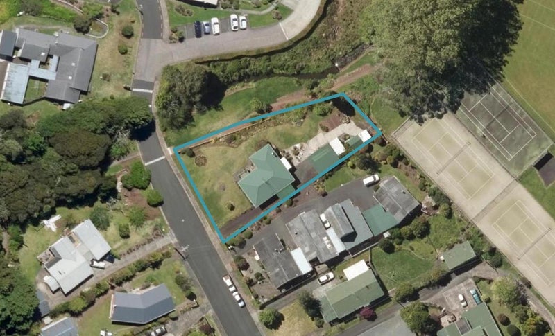 29 Ford Avenue, Kamo, Whangarei - Carousel 1
