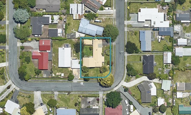 16 Barron Crescent, Fenton Park, Rotorua - Carousel 1