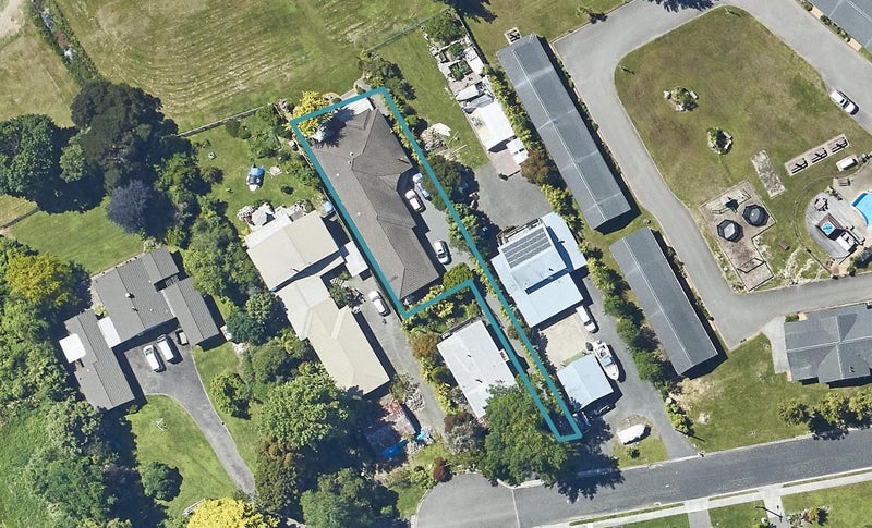 21B Holden Avenue, Holdens Bay, Rotorua - Carousel 1