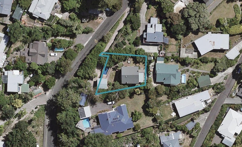 9 Thompson Road, Bluff Hill, Napier - Carousel 1