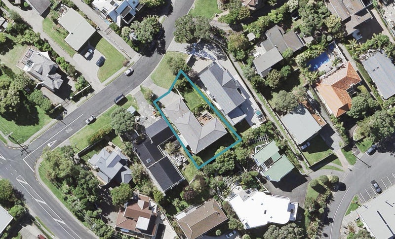 3 View Road, Campbells Bay, Auckland - Carousel 1