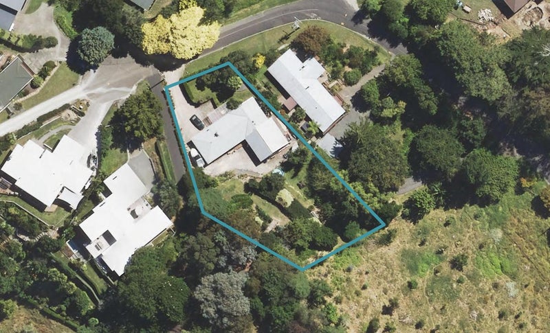 44 Hauroa Road, Whataupoko, Gisborne - Carousel 1