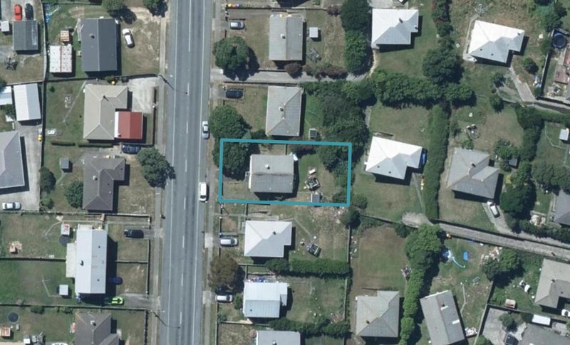 340 Warspite Avenue, Waitangirua, Porirua - Carousel 1