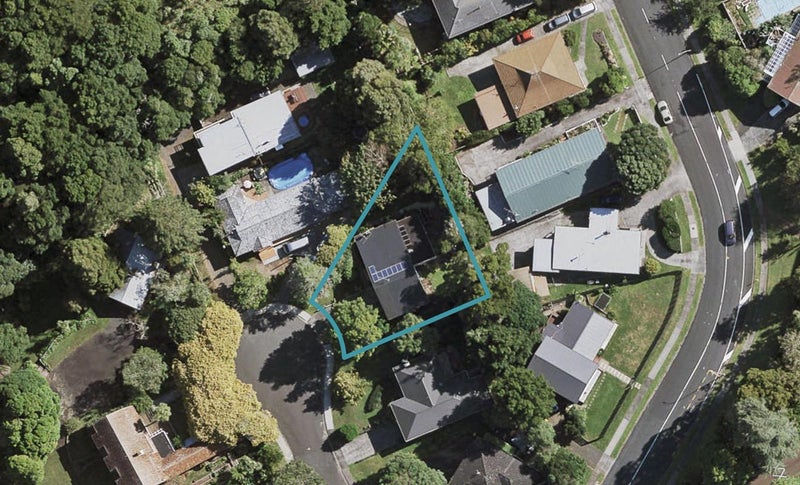 5 Earls Court, Hillpark, Auckland - Carousel 1