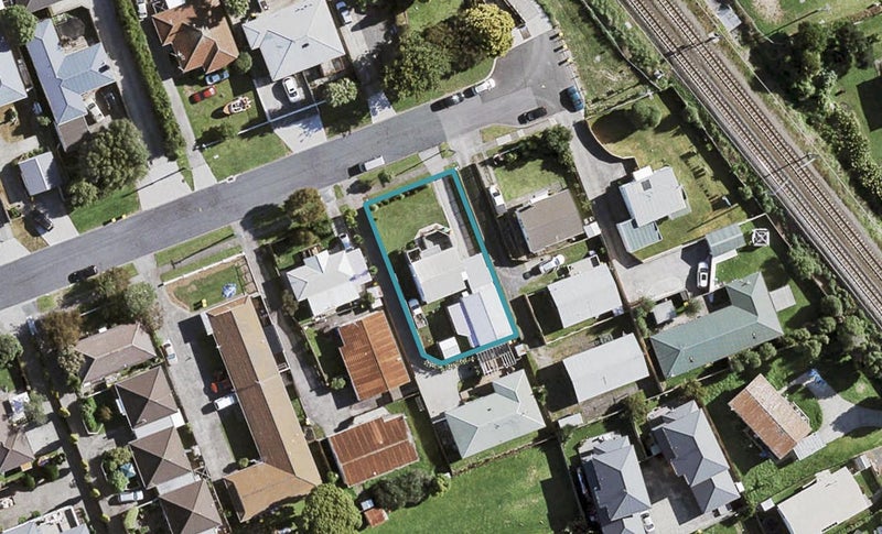 33 Waterview Road West, Takanini, Auckland - Carousel 1