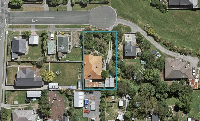 11 Scandrett Street, Appleby, Invercargill - Carousel 1