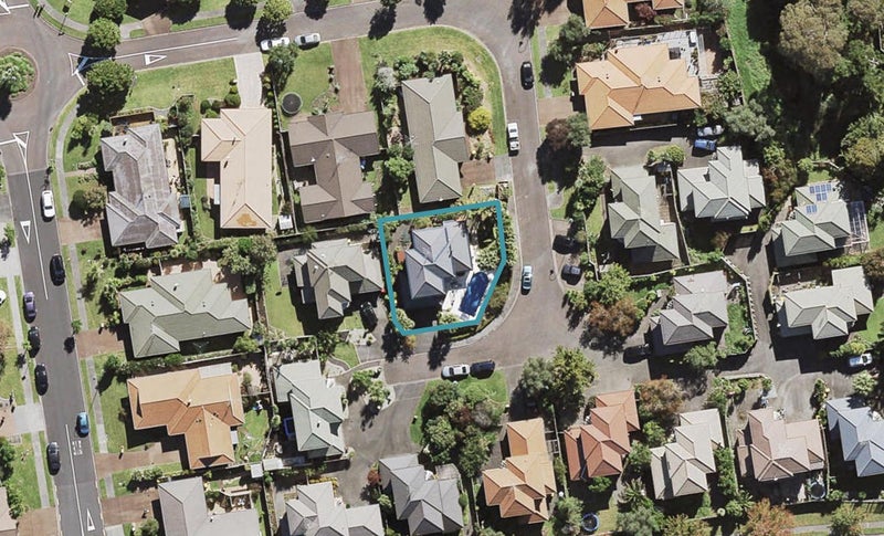 9 Amherst Place, Albany, Auckland - Carousel 1