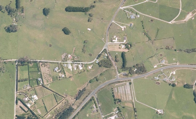 11 Fosters Road, Mangonui, Mangonui - Carousel 1