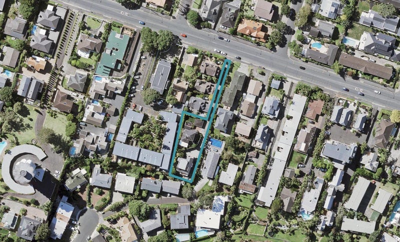 1/64 Kitchener Road, Milford, Auckland - Carousel 1