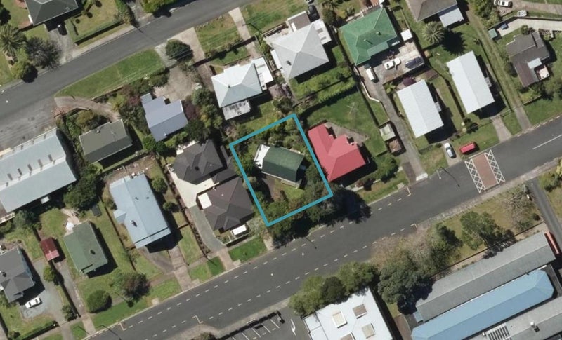 10 Wilkinson Avenue, Kamo, Whangarei - Carousel 1