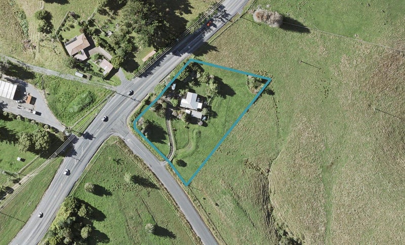 751 Whitford-Maraetai Road, Howick - Carousel 1