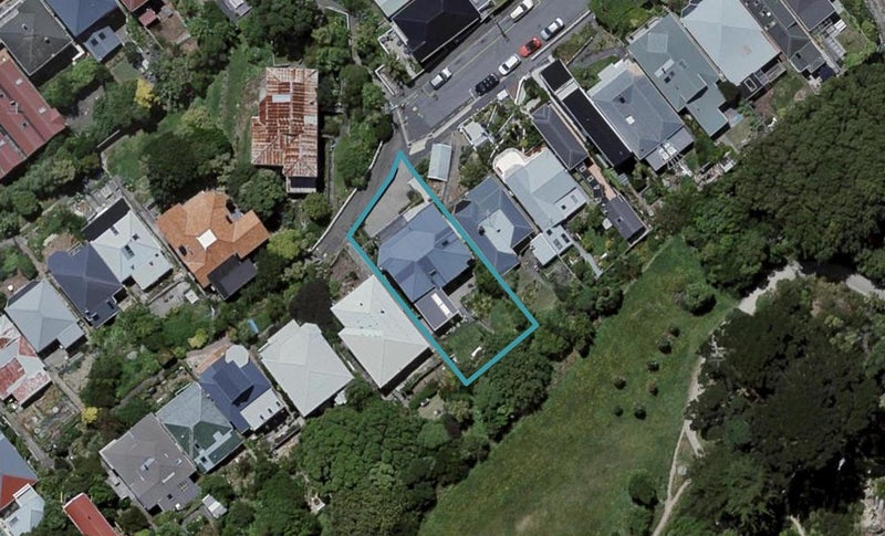 25 Shannon Street, Mount Victoria, Wellington - Carousel 1