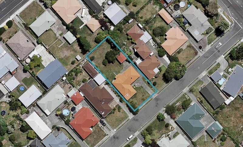44 Alamein Crescent, Onekawa, Napier - Carousel 1