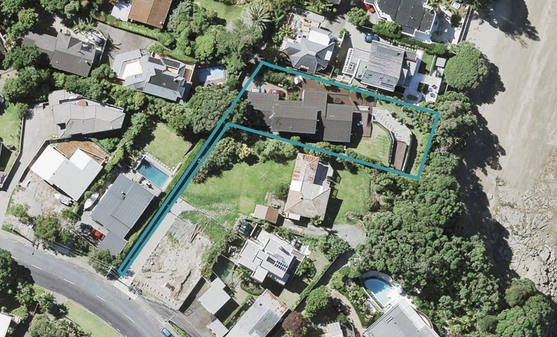 61A Beach Road, Castor Bay, Auckland - Carousel 1