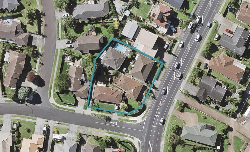 4/131 Botany Road, Botany Downs, Auckland - Carousel 1
