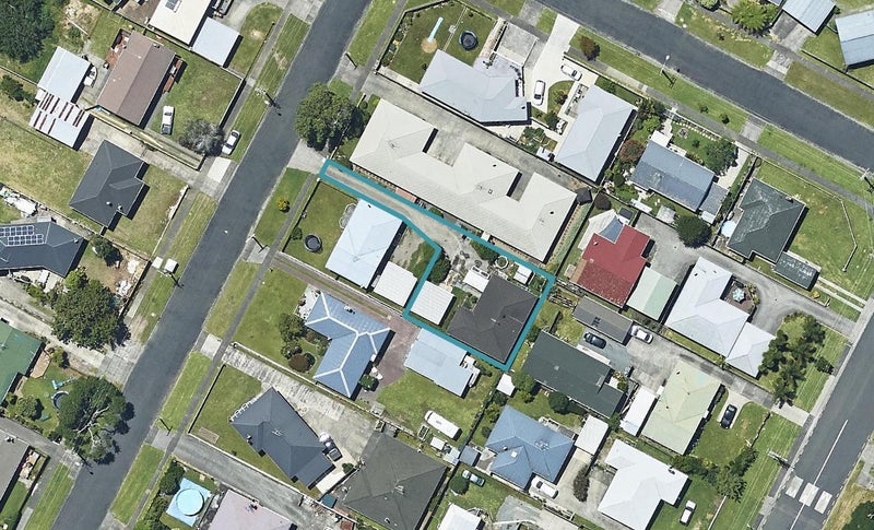31B Manson Street, Gate Pa, Tauranga - Carousel 1