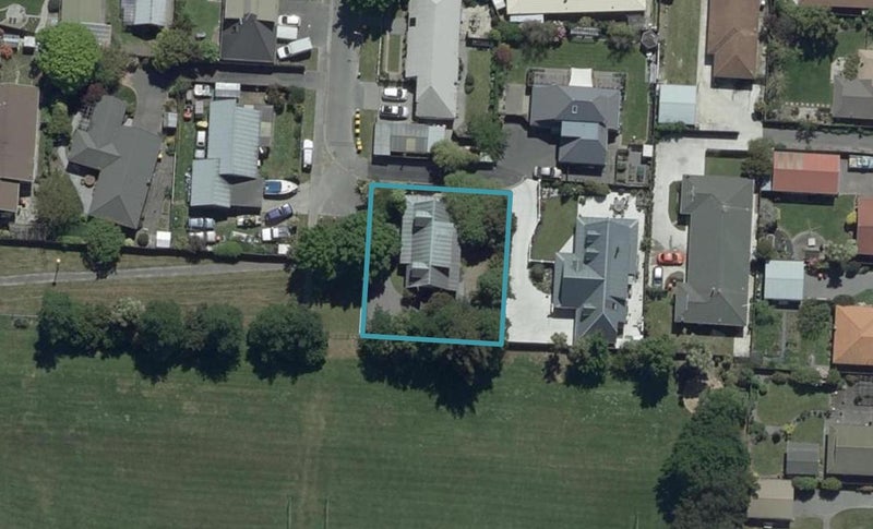 16 Pyatt Place, Redwood, Christchurch - Carousel 1