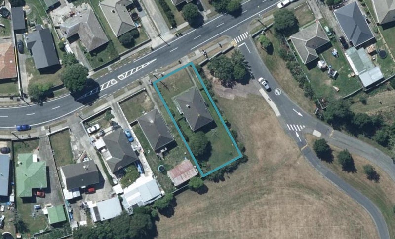 30 Driver Crescent, Cannons Creek, Porirua - Carousel 1