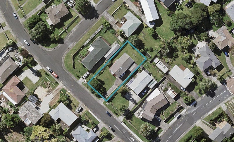 5 Sequoia Place, Sunnynook, Auckland - Carousel 1