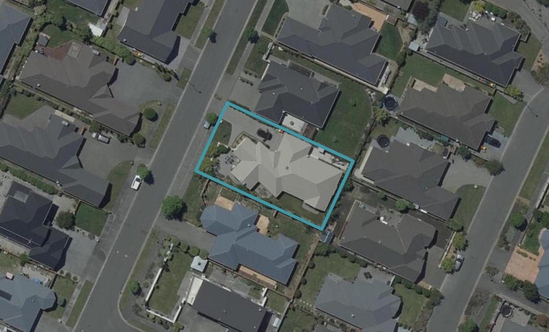 15 Eaglesome Avenue, Aidanfield, Christchurch - Carousel 1