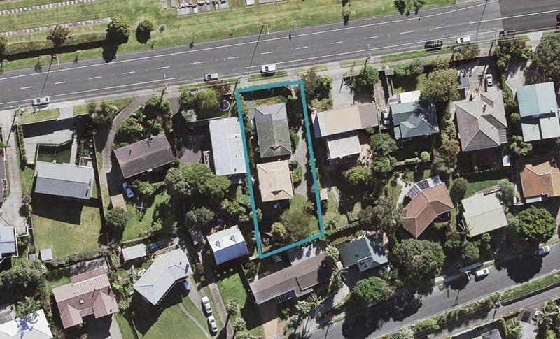 1/225 Eskdale Road, Birkenhead, Auckland - Carousel 1