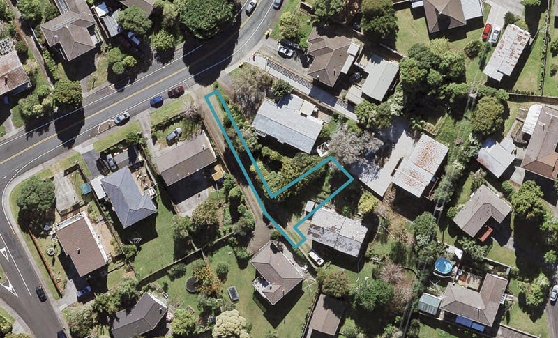 10A Zita Maria Drive, Massey, Auckland - Carousel 1