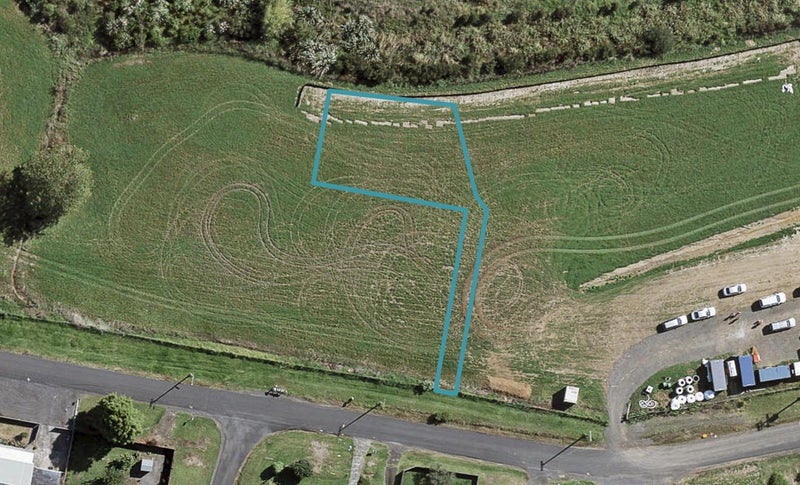 49B Mclarin Road, Waiuku - Carousel 1