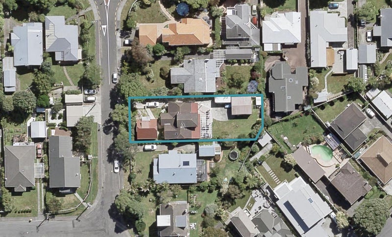 9 Ngaio Crescent, Woburn, Lower Hutt - Carousel 1