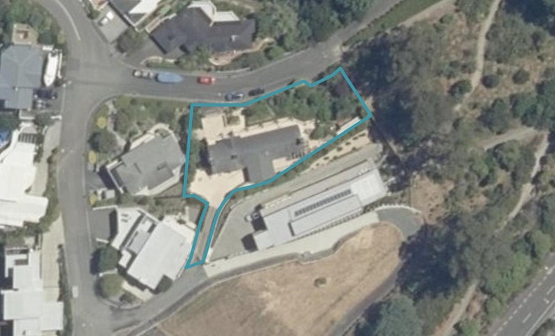 71 The Cliffs, Britannia Heights, Nelson - Carousel 1