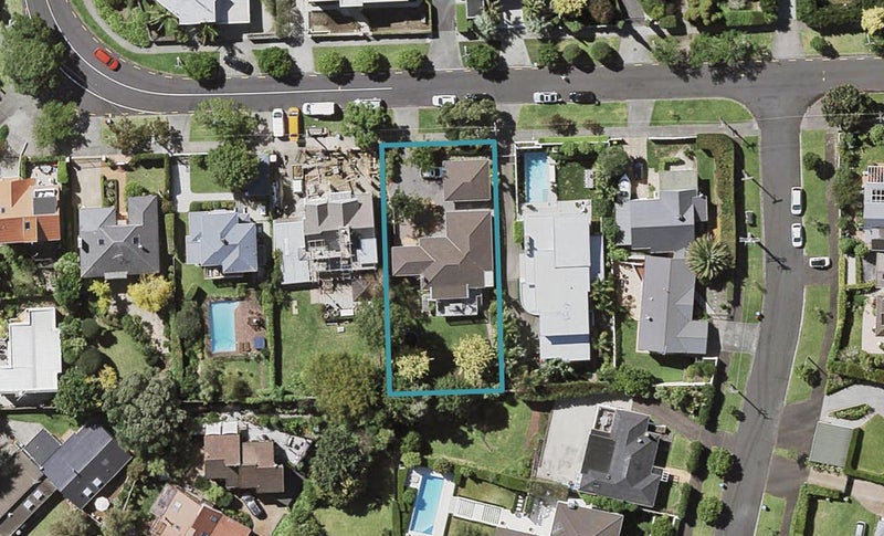 17 Ronaki Road, Mission Bay, Auckland - Carousel 1