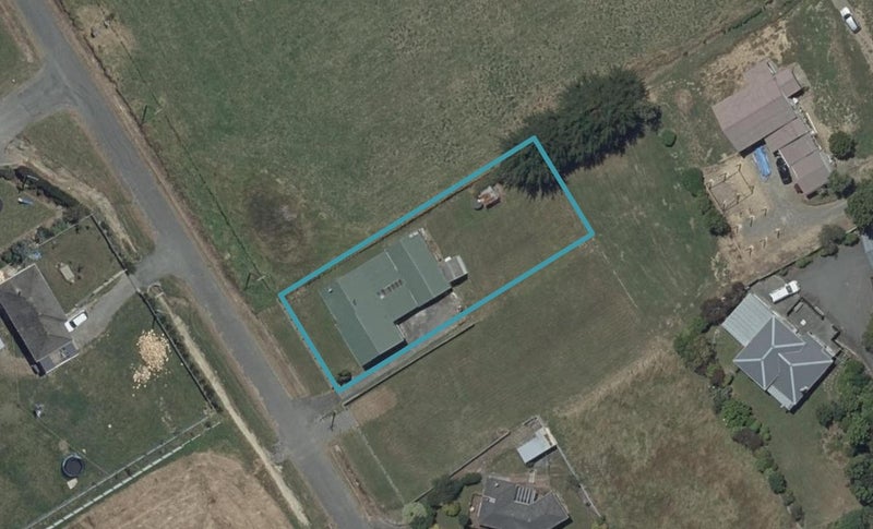 15 Ingham Street, Halcombe, Feilding - Carousel 1