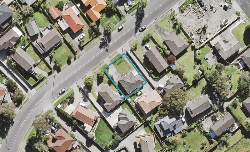 82 The Avenue, Lynfield, Auckland - Carousel 1