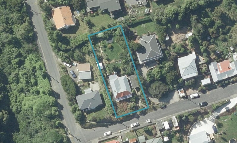 41 Manapouri Street, Ravensbourne, Dunedin - Carousel 1