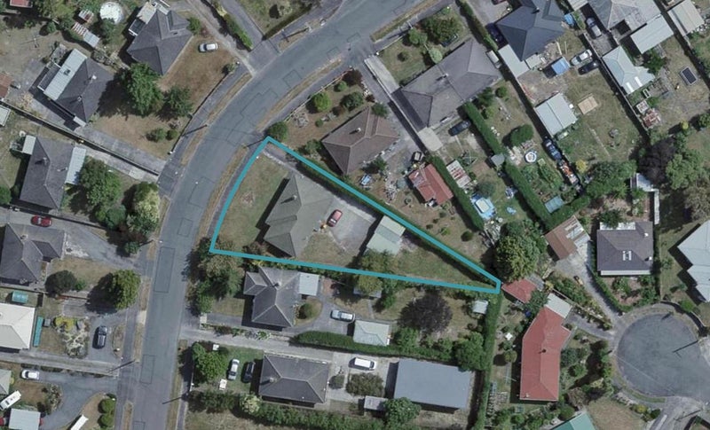 14 Churchill Avenue, Lansdowne, Masterton - Carousel 1