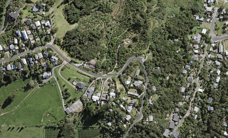 57 Cory Road, Palm Beach, Waiheke Island - Carousel 1
